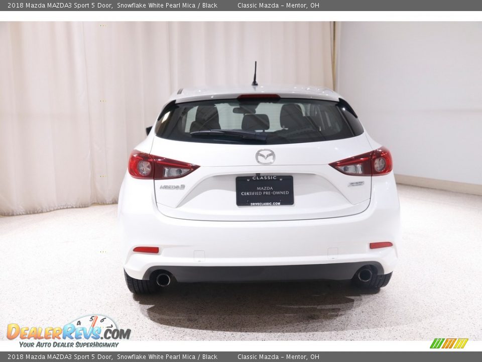 2018 Mazda MAZDA3 Sport 5 Door Snowflake White Pearl Mica / Black Photo #18