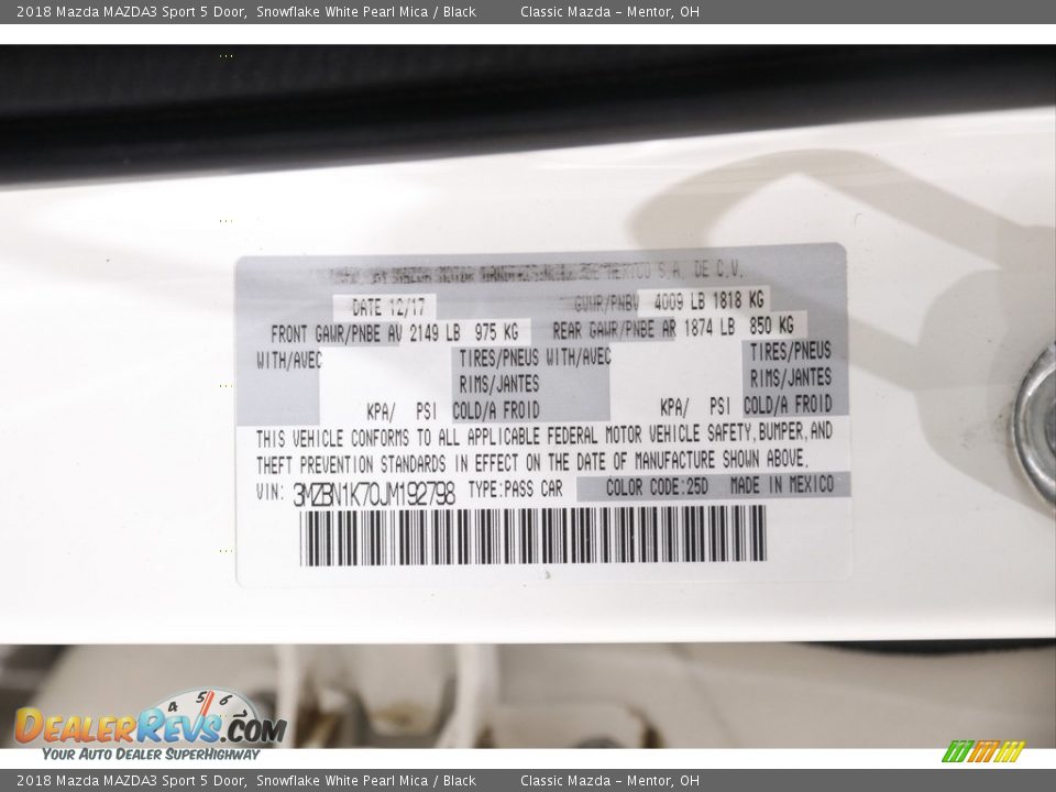 2018 Mazda MAZDA3 Sport 5 Door Snowflake White Pearl Mica / Black Photo #21