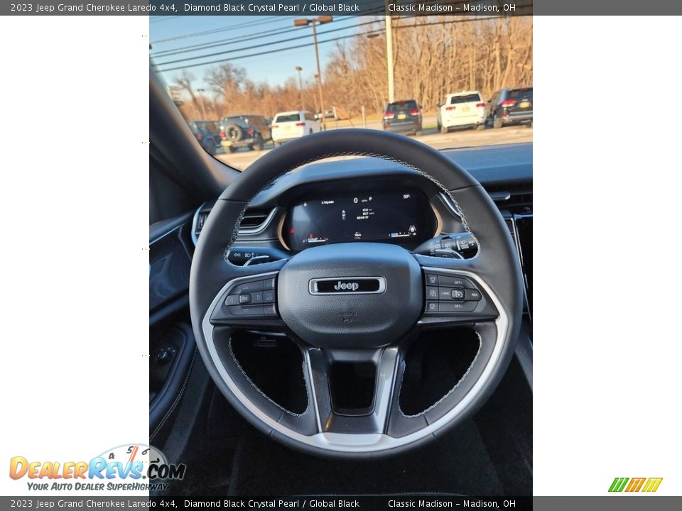 2023 Jeep Grand Cherokee Laredo 4x4 Steering Wheel Photo #5