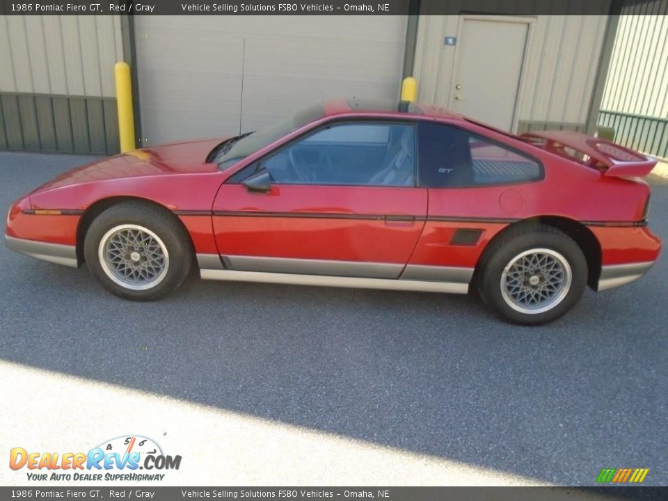 Red 1986 Pontiac Fiero GT Photo #2