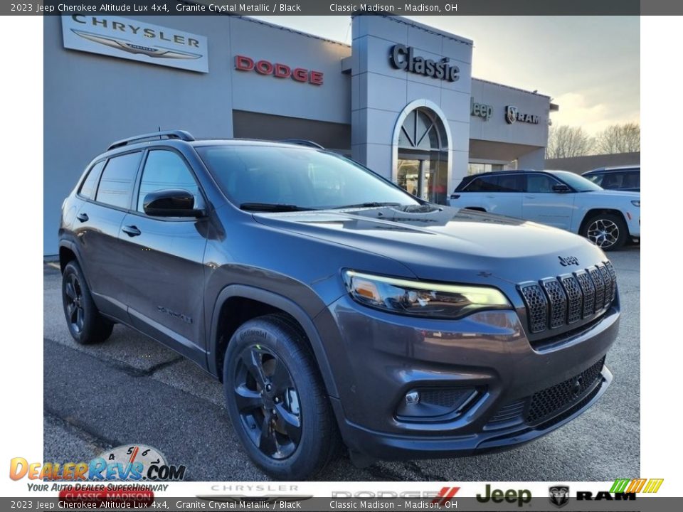 2023 Jeep Cherokee Altitude Lux 4x4 Granite Crystal Metallic / Black Photo #1