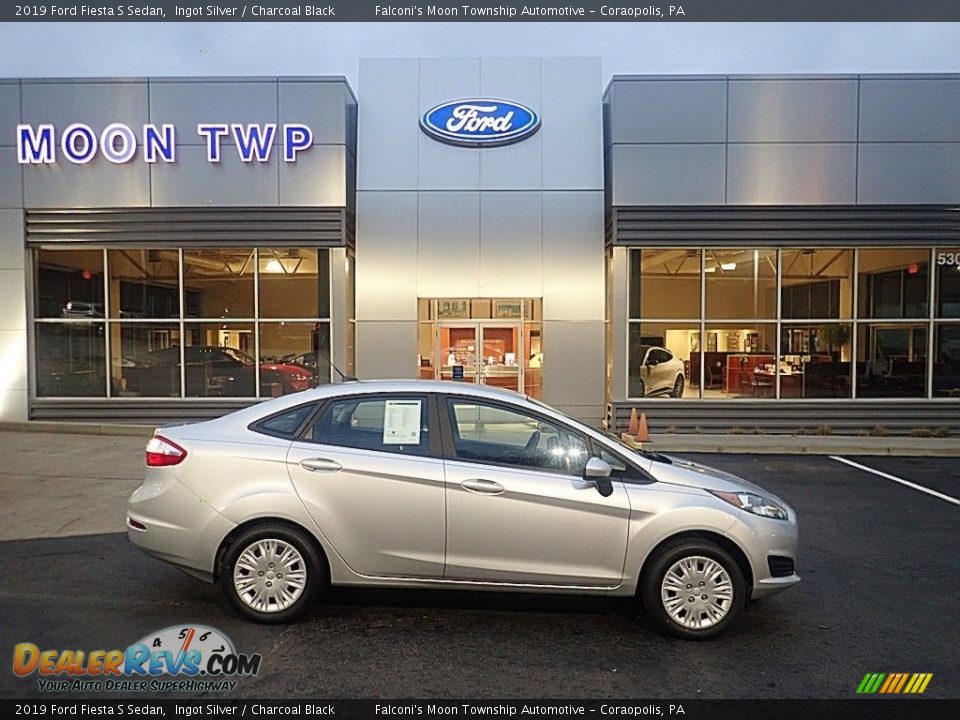 2019 Ford Fiesta S Sedan Ingot Silver / Charcoal Black Photo #1