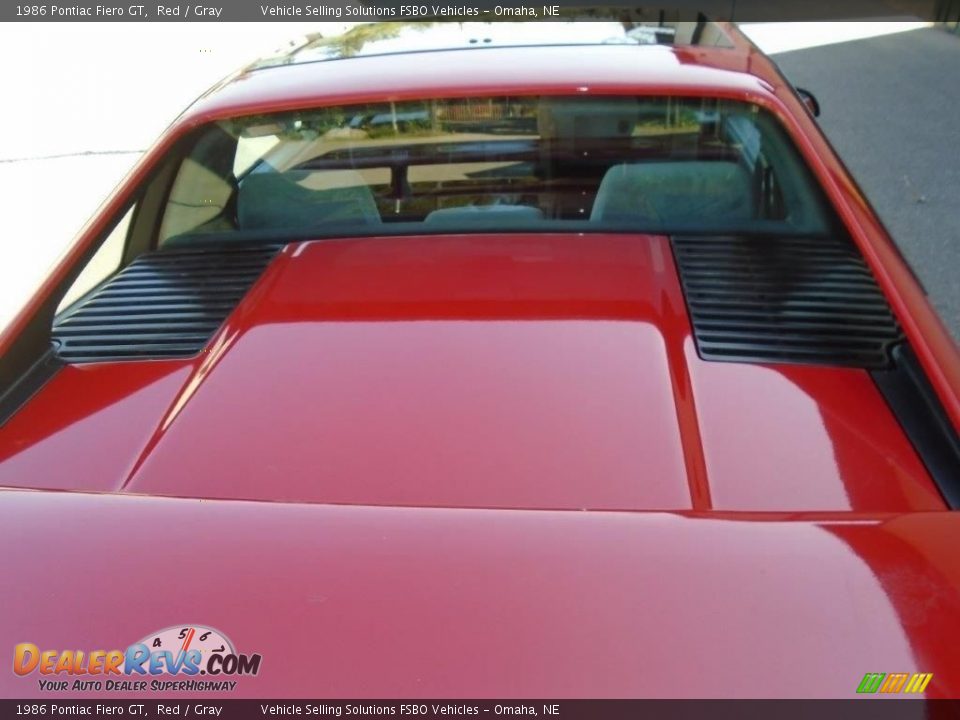 1986 Pontiac Fiero GT Red / Gray Photo #16