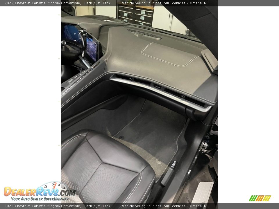 Front Seat of 2022 Chevrolet Corvette Stingray Convertible Photo #6