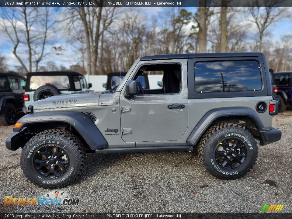 Sting-Gray 2023 Jeep Wrangler Willys 4x4 Photo #3