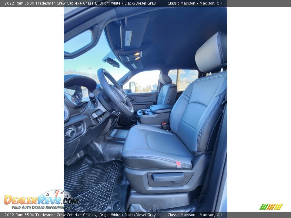 2022 Ram 5500 Tradesman Crew Cab 4x4 Chassis Bright White / Black/Diesel Gray Photo #2