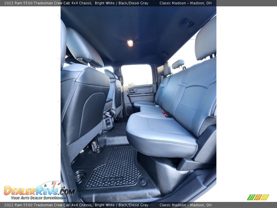 2022 Ram 5500 Tradesman Crew Cab 4x4 Chassis Bright White / Black/Diesel Gray Photo #3