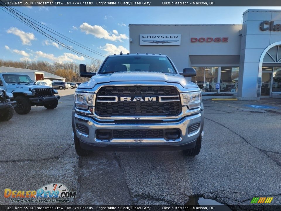2022 Ram 5500 Tradesman Crew Cab 4x4 Chassis Bright White / Black/Diesel Gray Photo #7