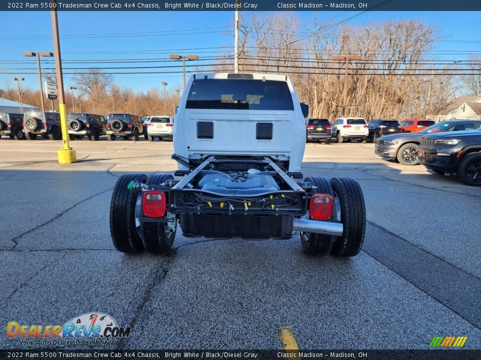 2022 Ram 5500 Tradesman Crew Cab 4x4 Chassis Bright White / Black/Diesel Gray Photo #10