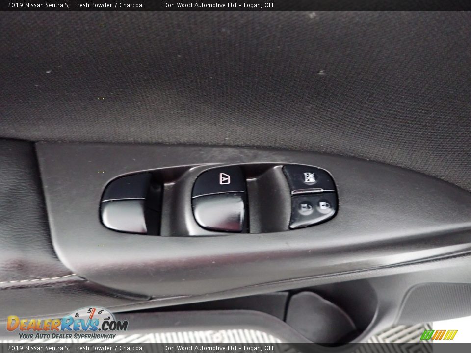 2019 Nissan Sentra S Fresh Powder / Charcoal Photo #12