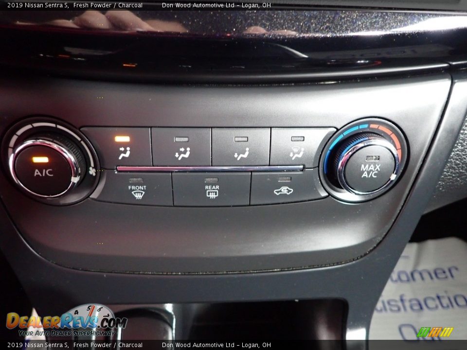 2019 Nissan Sentra S Fresh Powder / Charcoal Photo #19