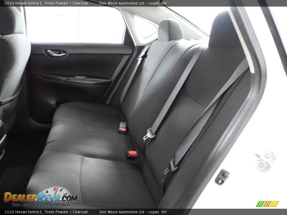2019 Nissan Sentra S Fresh Powder / Charcoal Photo #23