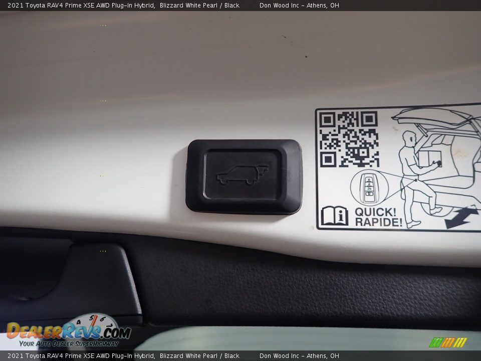 2021 Toyota RAV4 Prime XSE AWD Plug-In Hybrid Blizzard White Pearl / Black Photo #17
