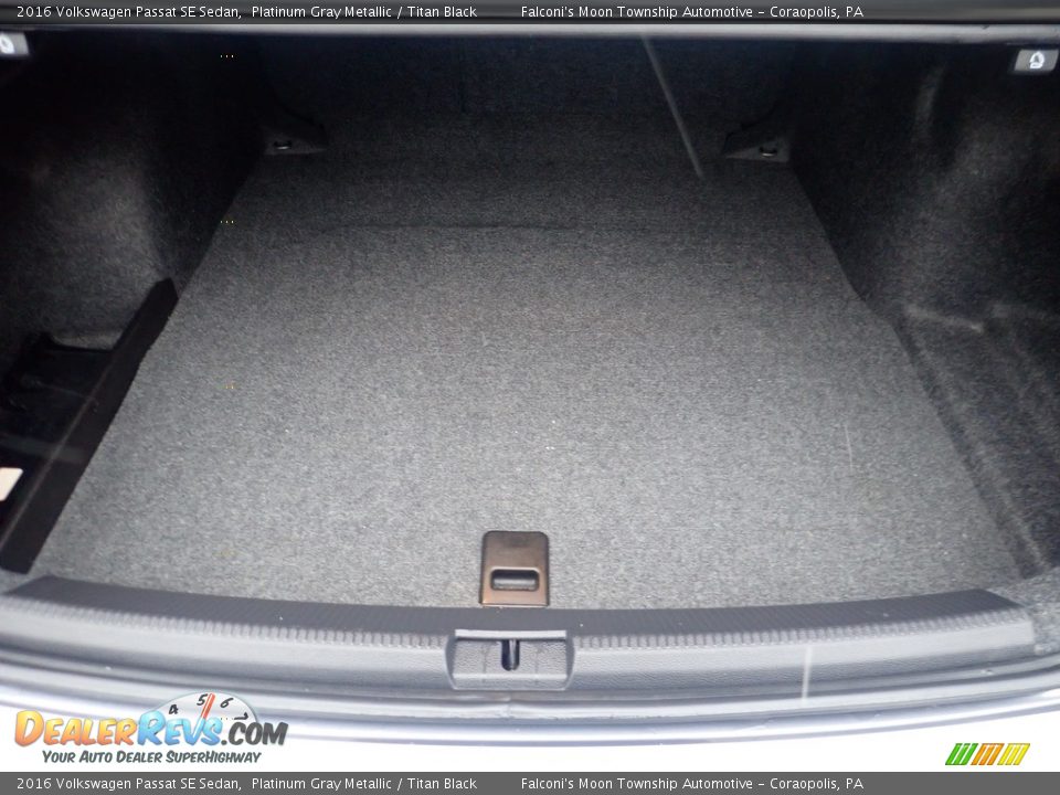 2016 Volkswagen Passat SE Sedan Trunk Photo #4