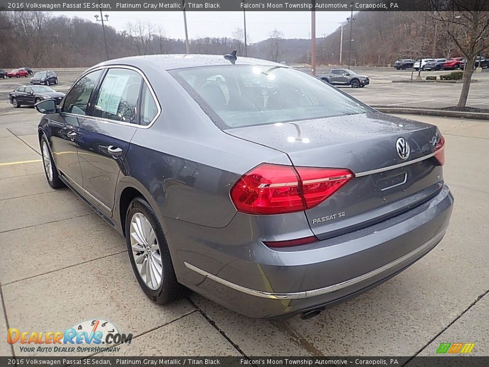 2016 Volkswagen Passat SE Sedan Platinum Gray Metallic / Titan Black Photo #5