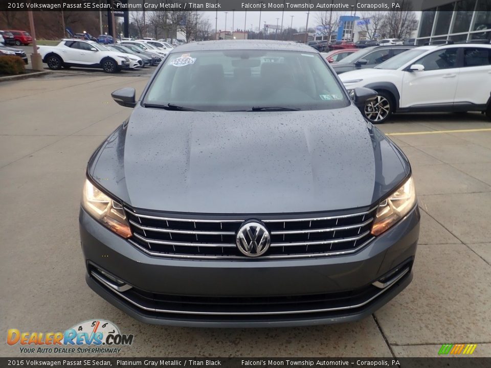 2016 Volkswagen Passat SE Sedan Platinum Gray Metallic / Titan Black Photo #8