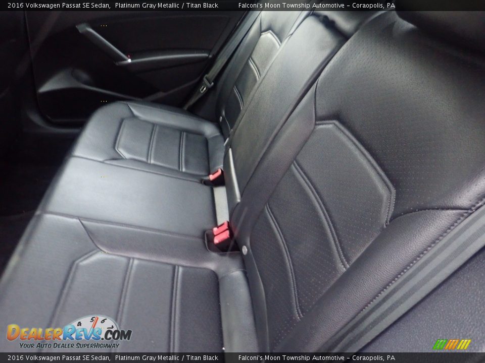 Rear Seat of 2016 Volkswagen Passat SE Sedan Photo #17