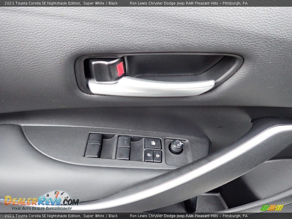 Door Panel of 2021 Toyota Corolla SE Nightshade Edition Photo #14