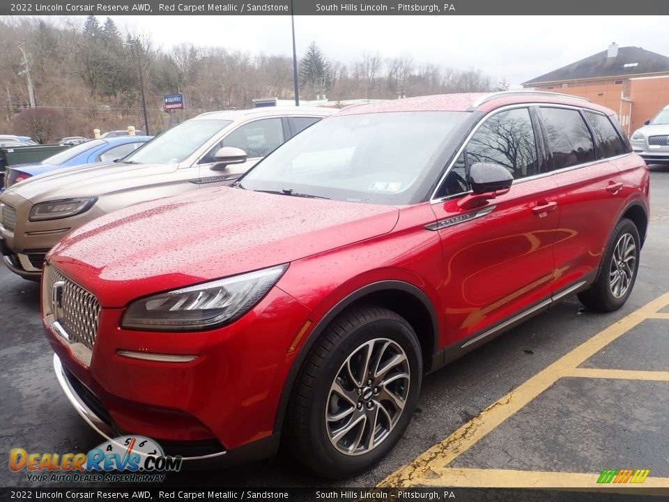 Front 3/4 View of 2022 Lincoln Corsair Reserve AWD Photo #1