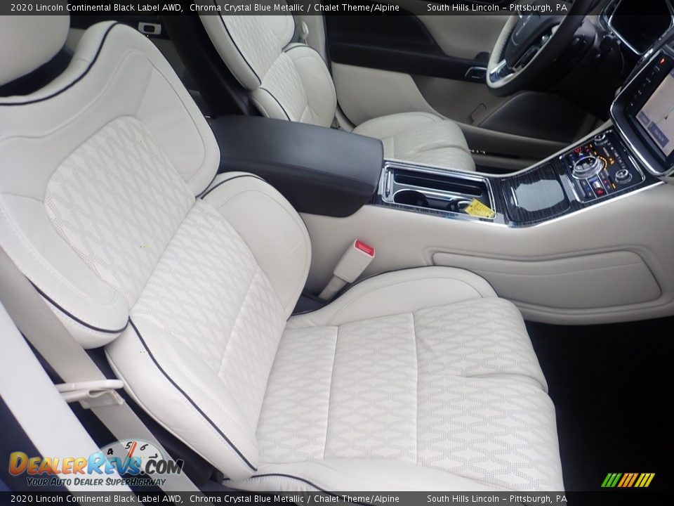 Front Seat of 2020 Lincoln Continental Black Label AWD Photo #11