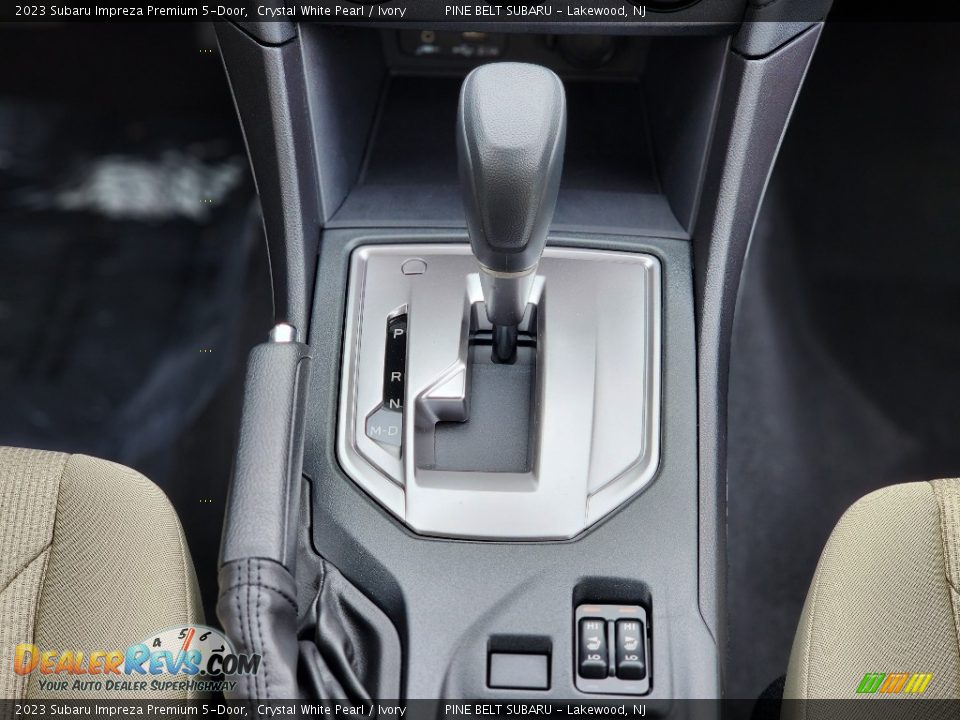 2023 Subaru Impreza Premium 5-Door Shifter Photo #12