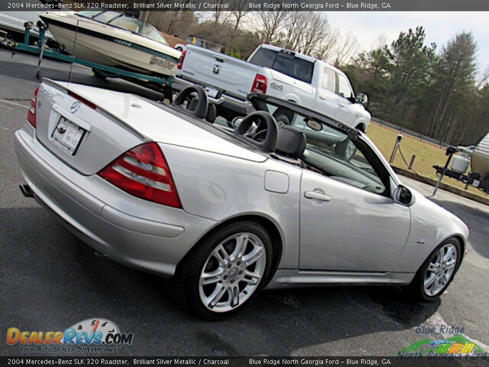 2004 Mercedes-Benz SLK 320 Roadster Brilliant Silver Metallic / Charcoal Photo #25