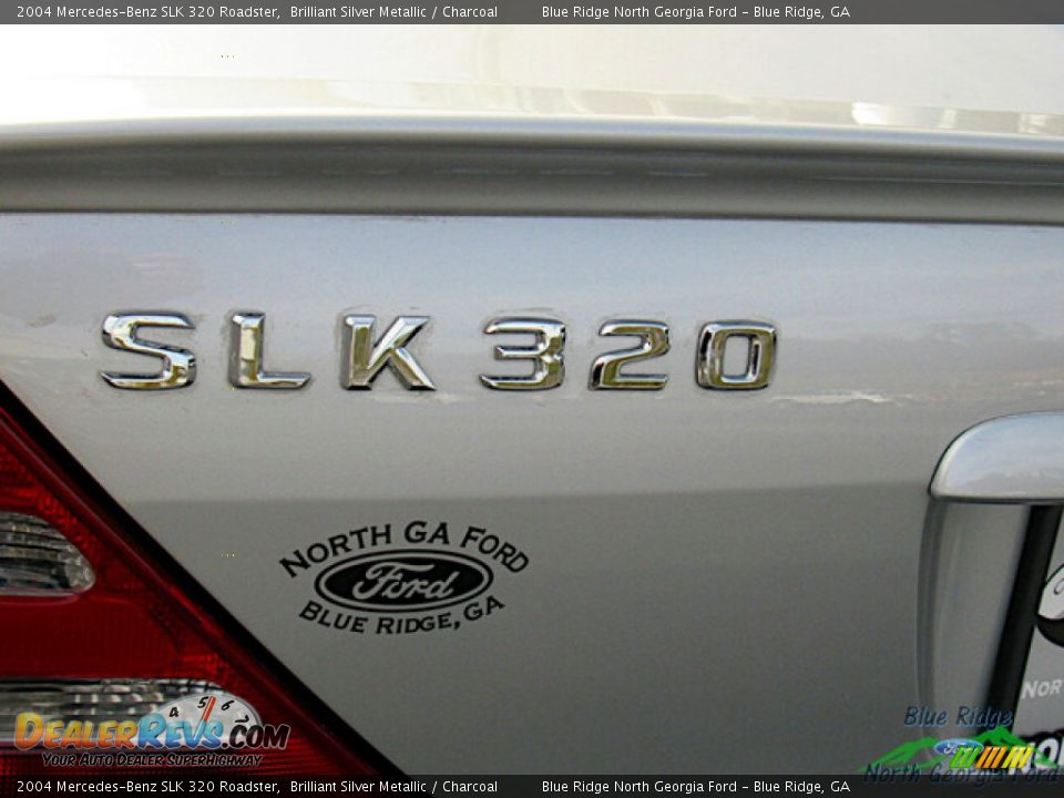 2004 Mercedes-Benz SLK 320 Roadster Brilliant Silver Metallic / Charcoal Photo #27