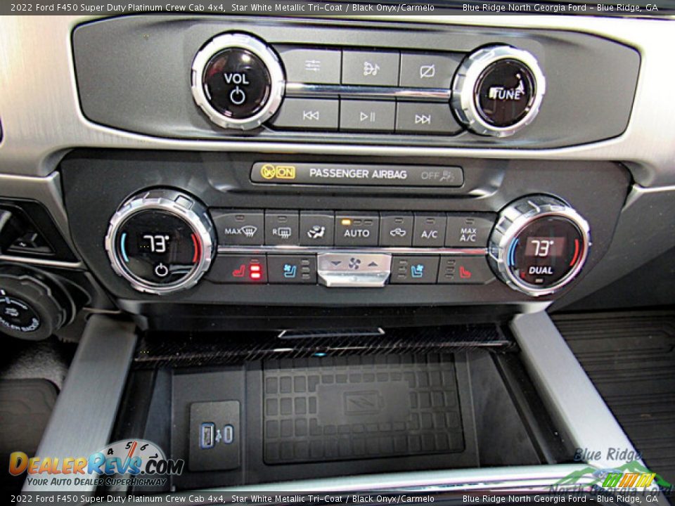 Controls of 2022 Ford F450 Super Duty Platinum Crew Cab 4x4 Photo #20