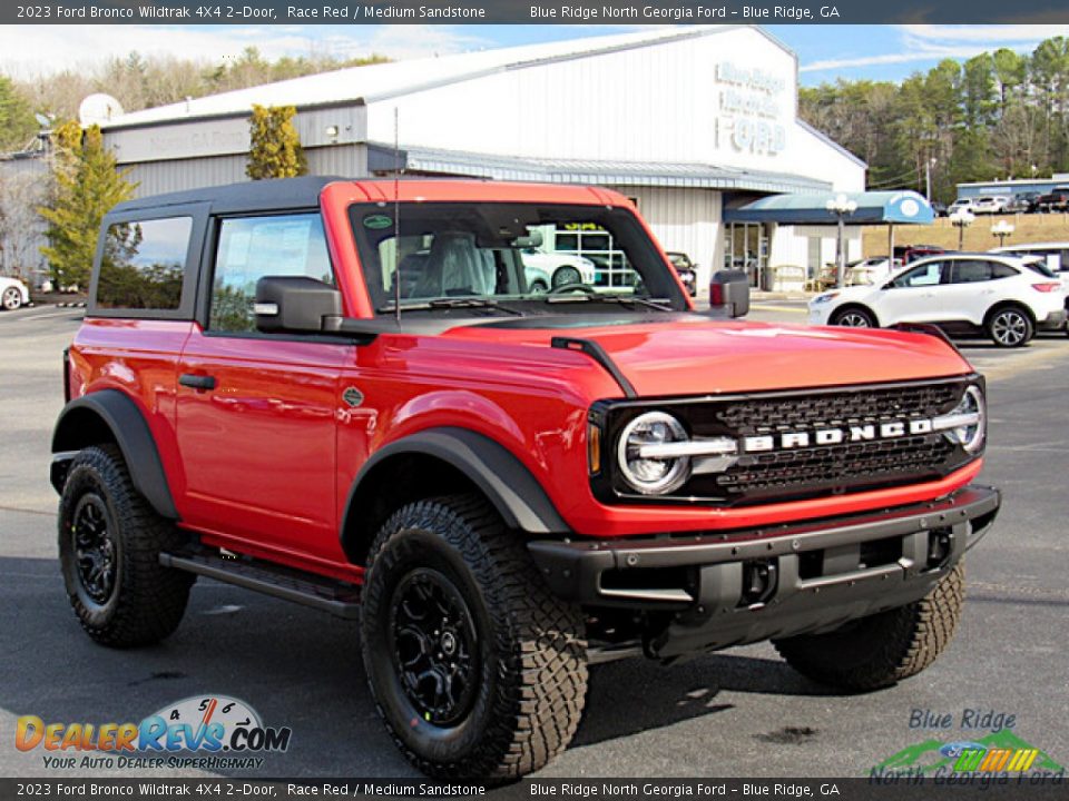 2023 Ford Bronco Wildtrak 4X4 2-Door Race Red / Medium Sandstone Photo #7