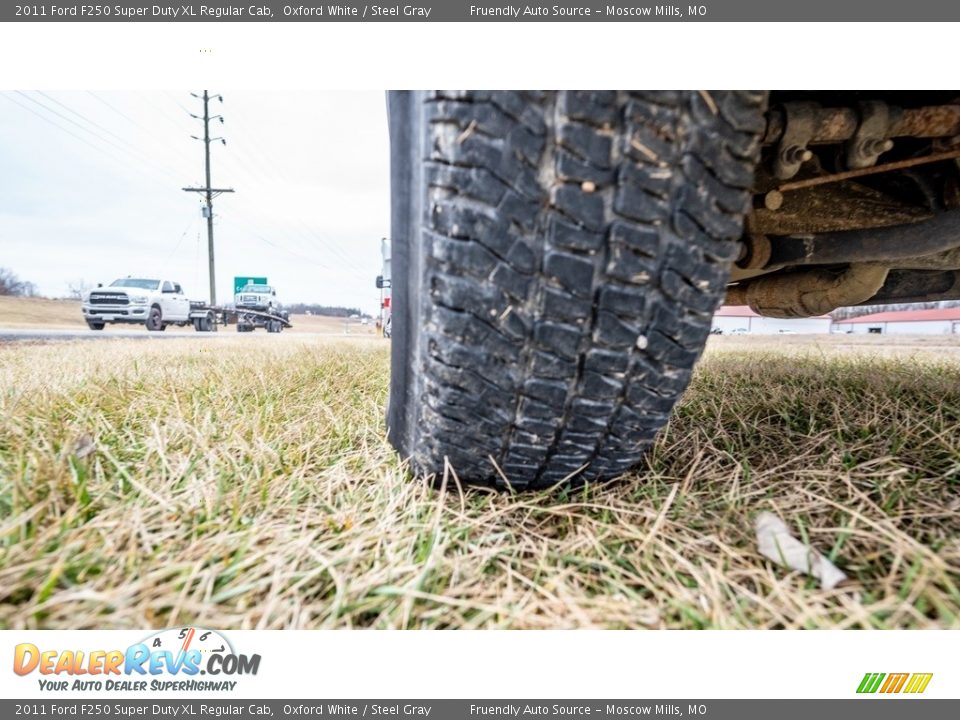 2011 Ford F250 Super Duty XL Regular Cab Oxford White / Steel Gray Photo #11