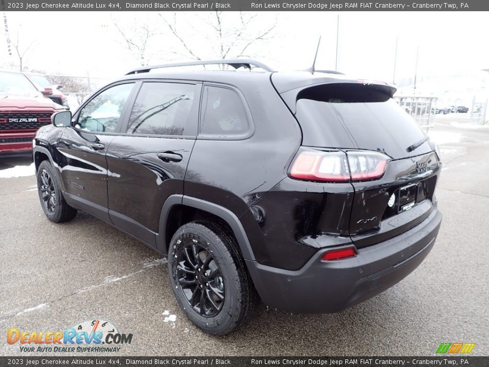 2023 Jeep Cherokee Altitude Lux 4x4 Diamond Black Crystal Pearl / Black Photo #3