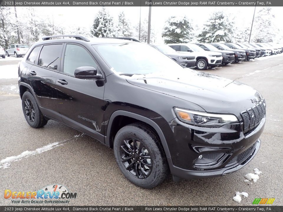 2023 Jeep Cherokee Altitude Lux 4x4 Diamond Black Crystal Pearl / Black Photo #7