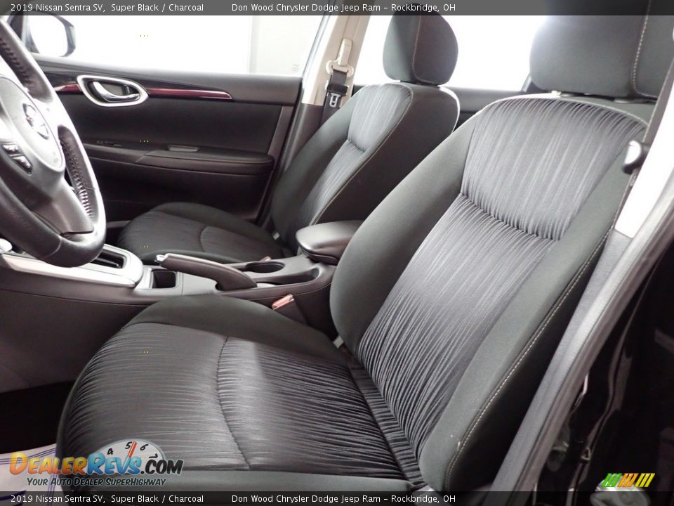 2019 Nissan Sentra SV Super Black / Charcoal Photo #14