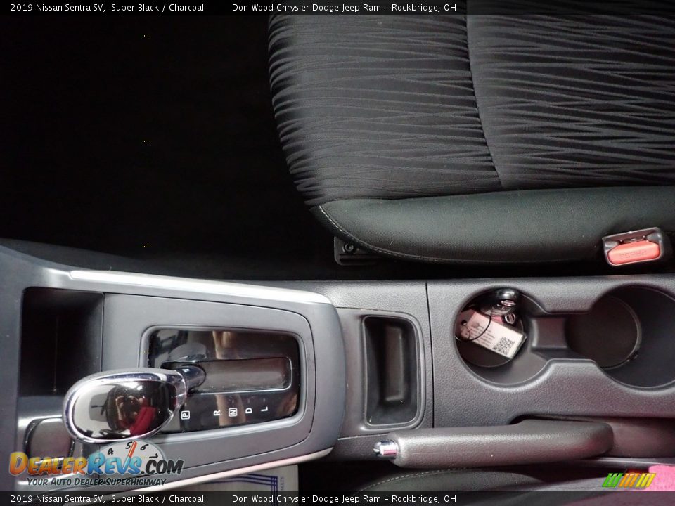 2019 Nissan Sentra SV Super Black / Charcoal Photo #20