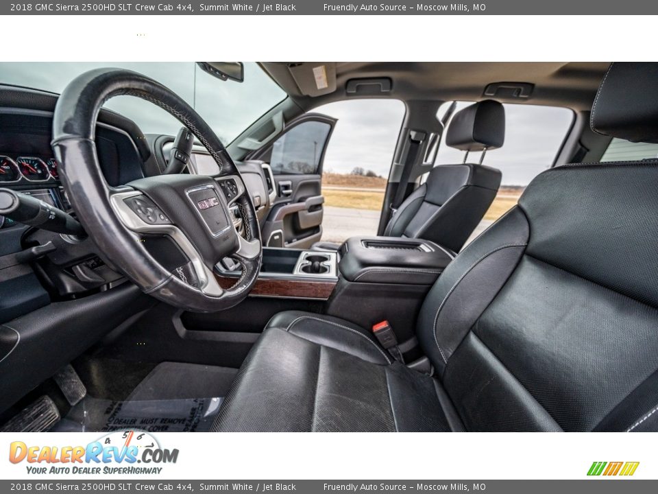 Front Seat of 2018 GMC Sierra 2500HD SLT Crew Cab 4x4 Photo #11