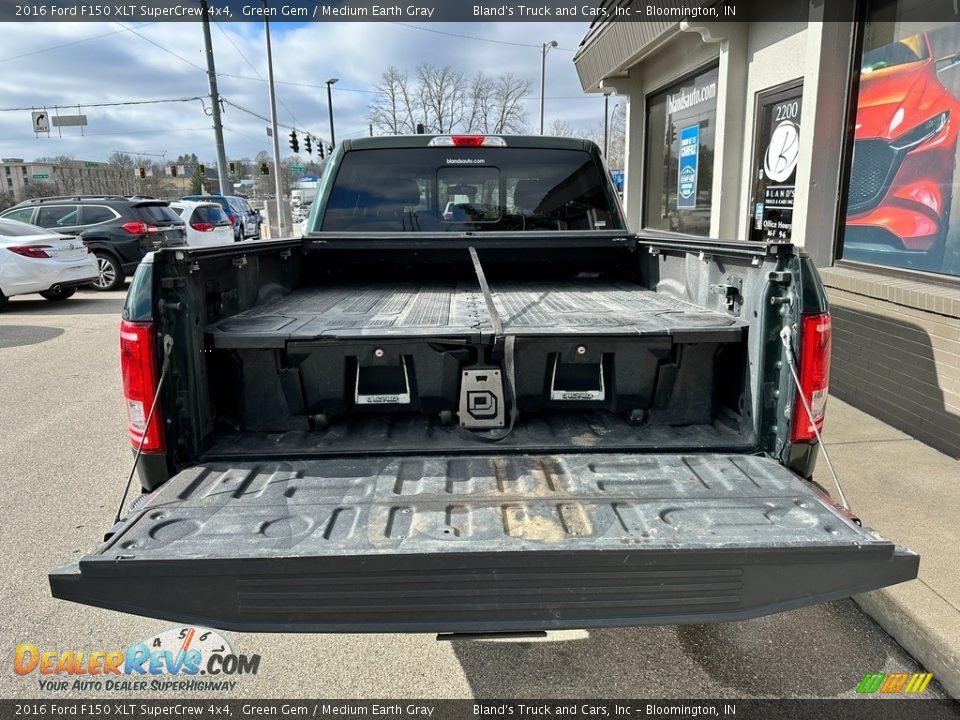 2016 Ford F150 XLT SuperCrew 4x4 Green Gem / Medium Earth Gray Photo #9
