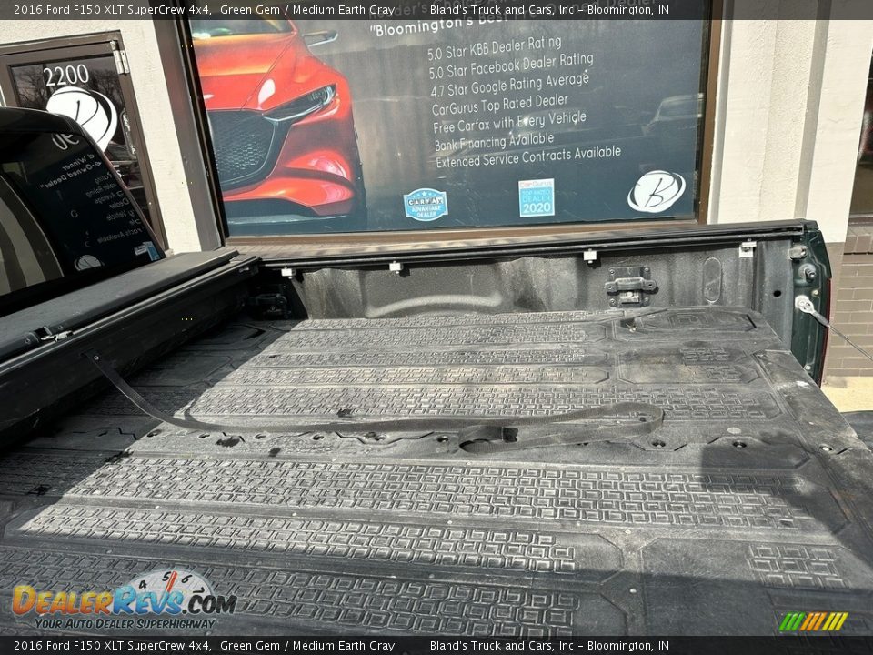 2016 Ford F150 XLT SuperCrew 4x4 Green Gem / Medium Earth Gray Photo #11