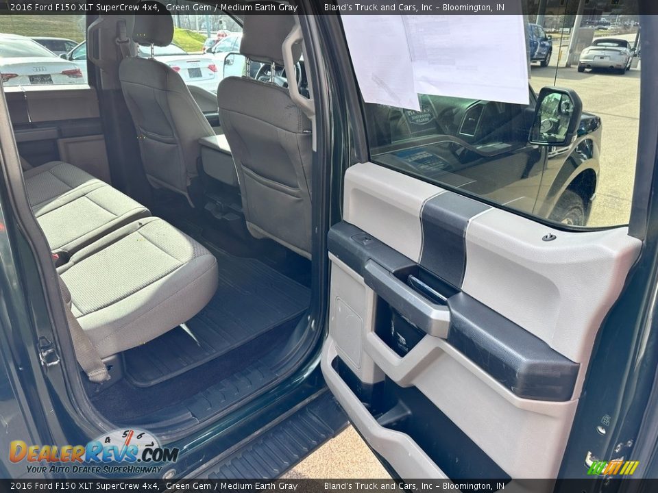 2016 Ford F150 XLT SuperCrew 4x4 Green Gem / Medium Earth Gray Photo #14