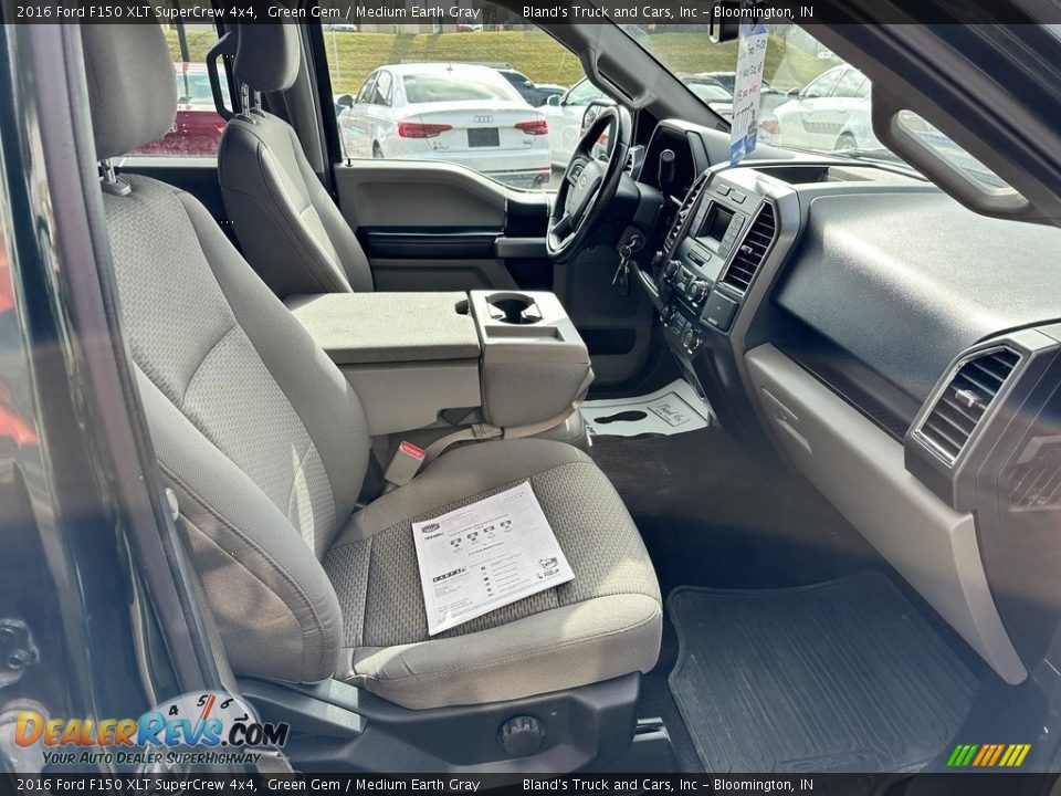 2016 Ford F150 XLT SuperCrew 4x4 Green Gem / Medium Earth Gray Photo #17