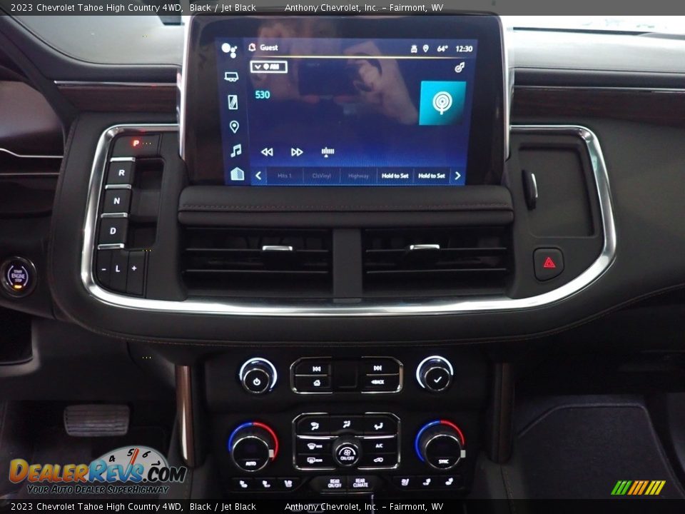 Controls of 2023 Chevrolet Tahoe High Country 4WD Photo #20
