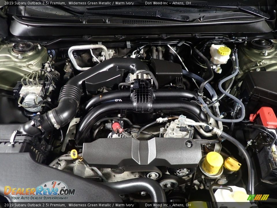 2019 Subaru Outback 2.5i Premium Wilderness Green Metallic / Warm Ivory Photo #6