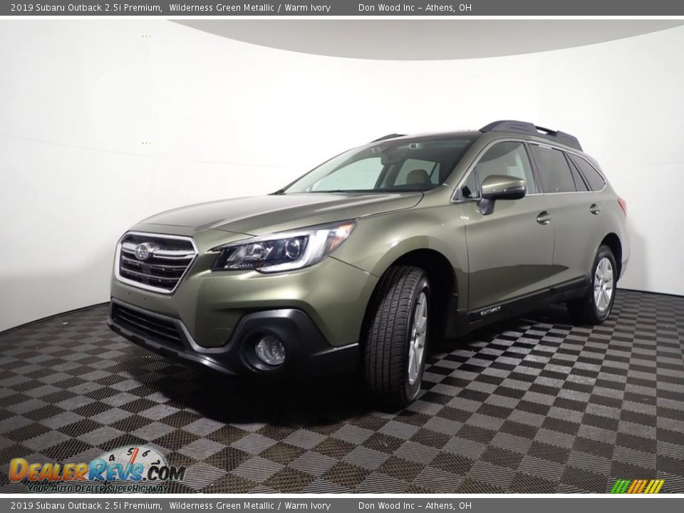 2019 Subaru Outback 2.5i Premium Wilderness Green Metallic / Warm Ivory Photo #7