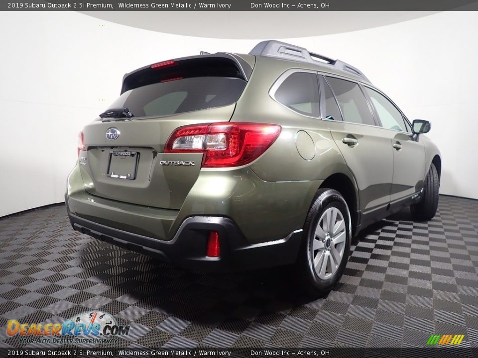 2019 Subaru Outback 2.5i Premium Wilderness Green Metallic / Warm Ivory Photo #15
