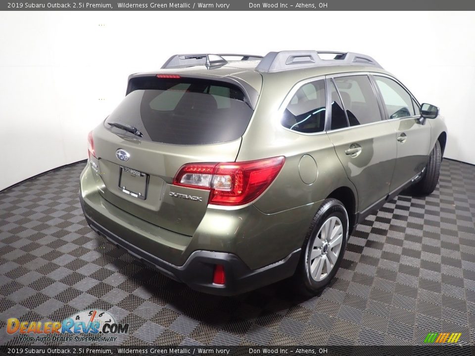 2019 Subaru Outback 2.5i Premium Wilderness Green Metallic / Warm Ivory Photo #16