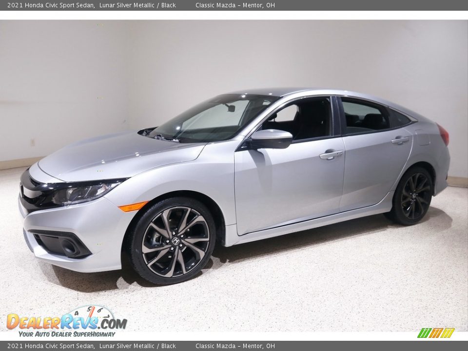 Front 3/4 View of 2021 Honda Civic Sport Sedan Photo #3