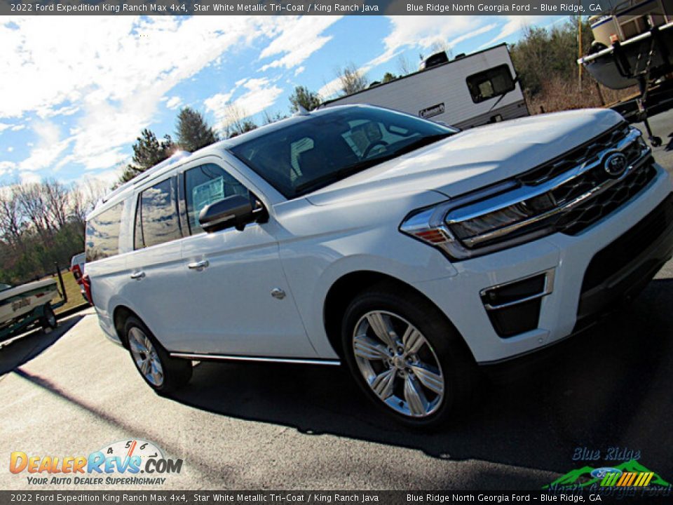 2022 Ford Expedition King Ranch Max 4x4 Star White Metallic Tri-Coat / King Ranch Java Photo #29