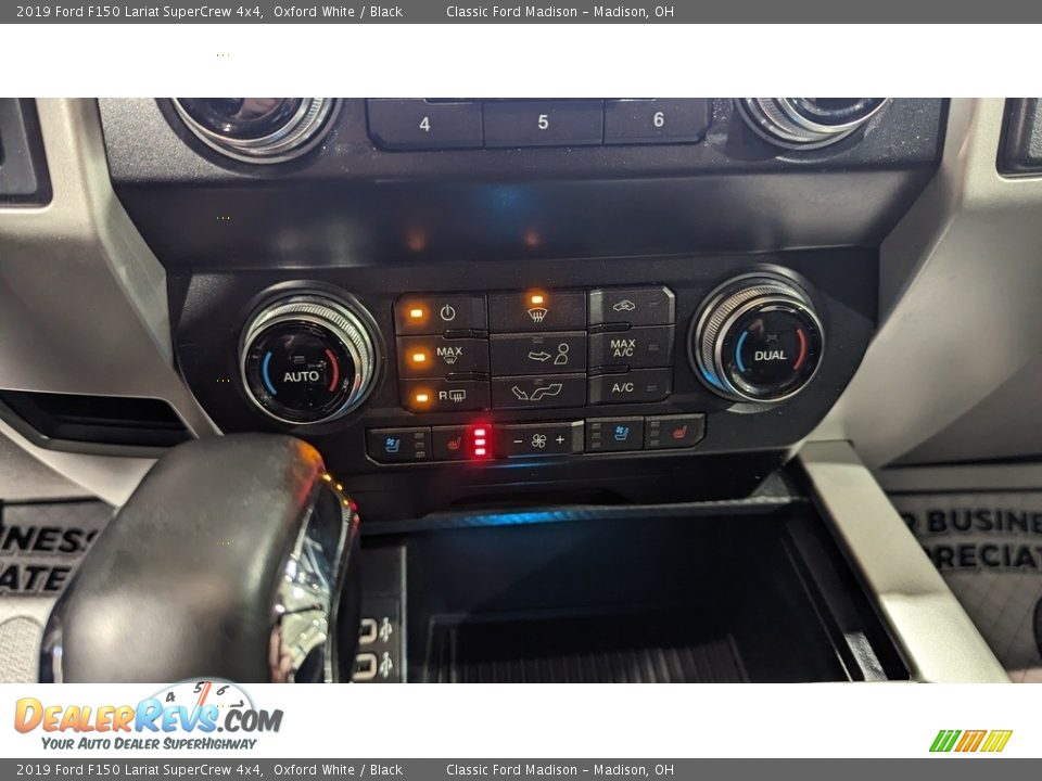 2019 Ford F150 Lariat SuperCrew 4x4 Oxford White / Black Photo #15