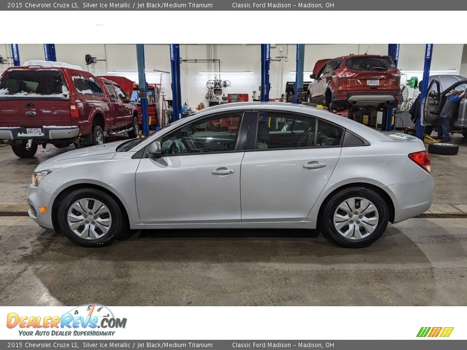 2015 Chevrolet Cruze LS Silver Ice Metallic / Jet Black/Medium Titanium Photo #2
