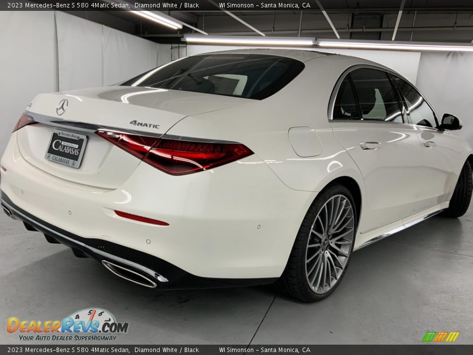 2023 Mercedes-Benz S 580 4Matic Sedan Diamond White / Black Photo #4