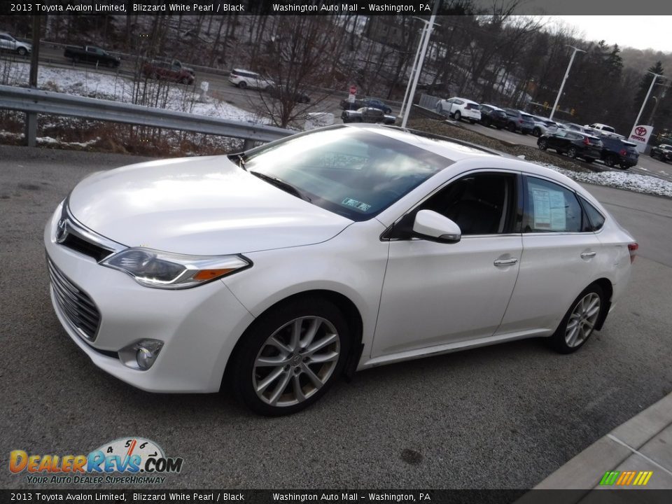 2013 Toyota Avalon Limited Blizzard White Pearl / Black Photo #11